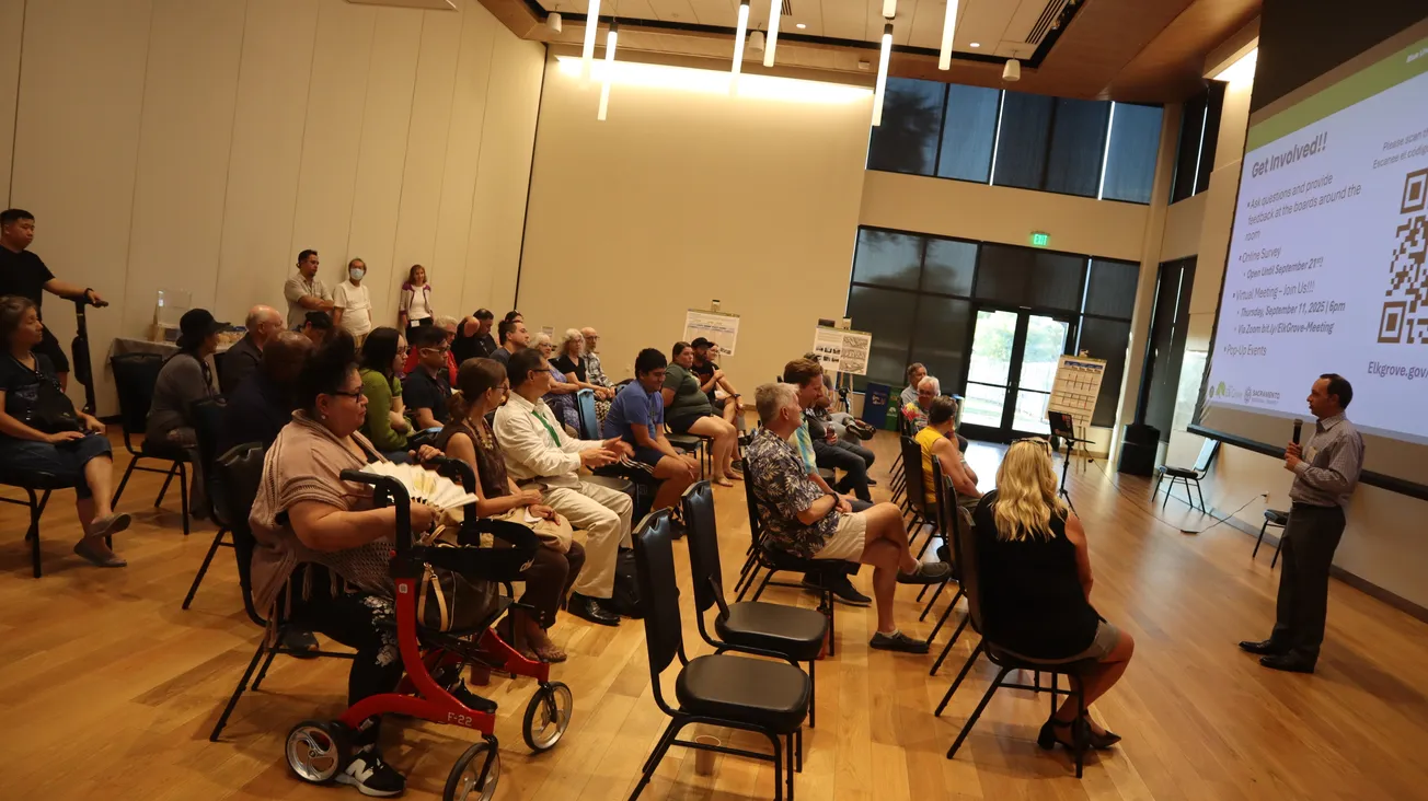 Options for Elk Grove Light Rail, Bus Rapid Transit discussed at District56 meeting